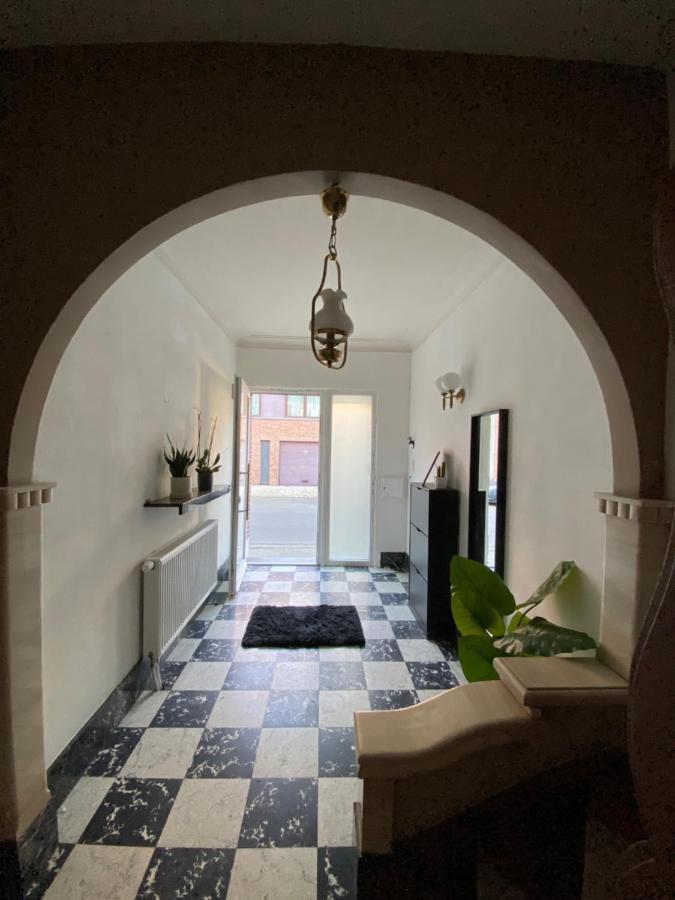 Big Sunset 2 Bedroom House With A Garden Amberes Exterior foto