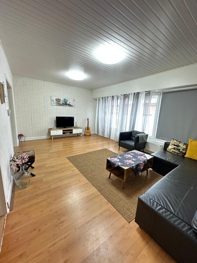 Big Sunset 2 Bedroom House With A Garden Amberes Exterior foto