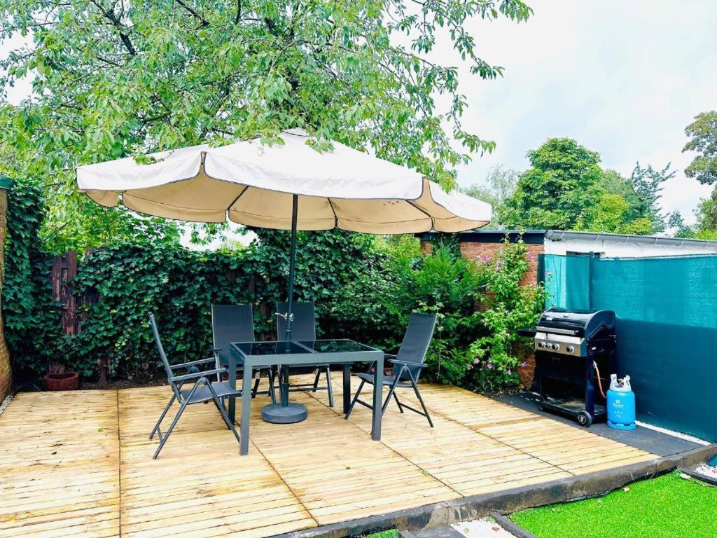 Big Sunset 2 Bedroom House With A Garden Amberes Exterior foto